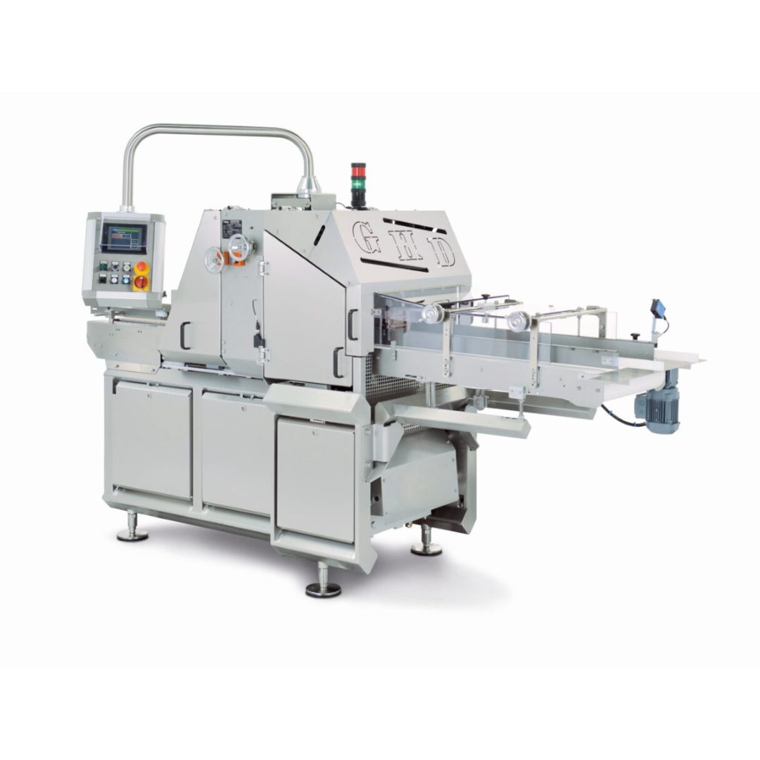 Horizontal slicing machine